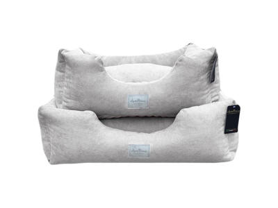 Celine Hundeseng Str 2 ICE